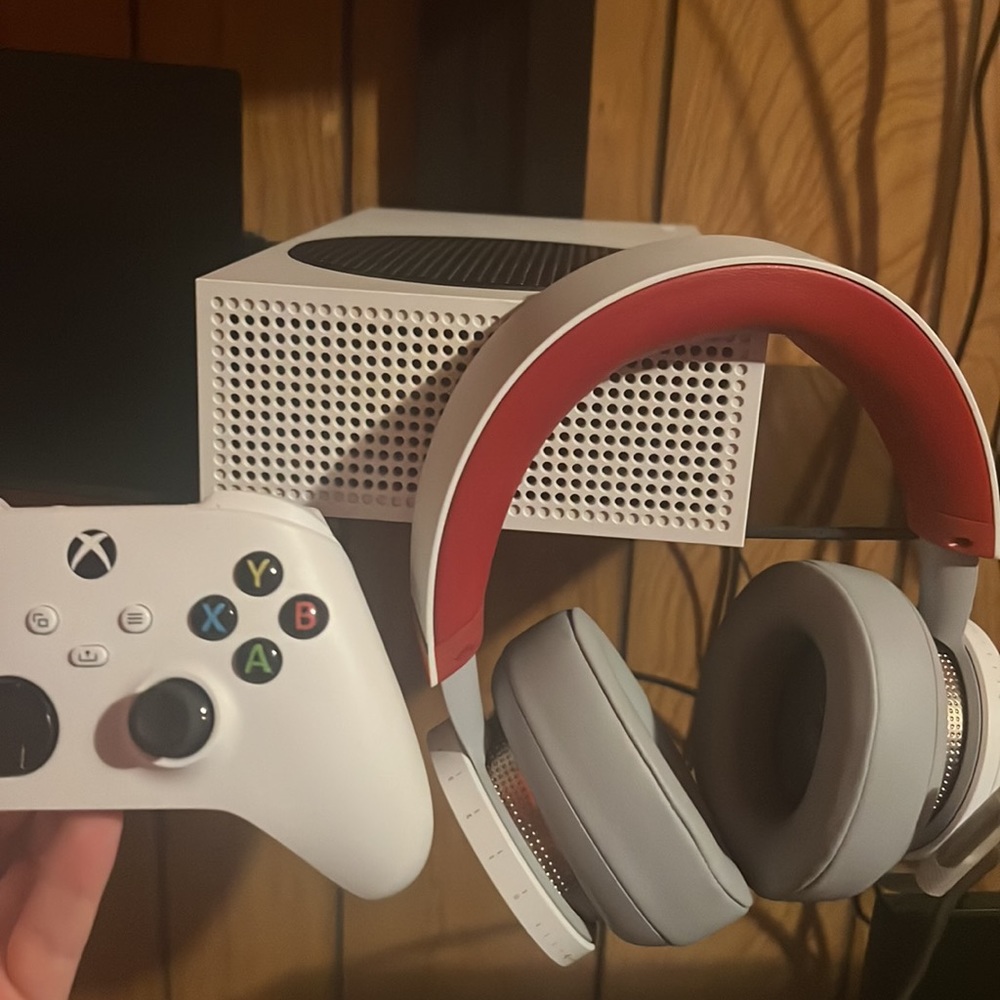 Xbox series S with controller and limited edition Starfield headset